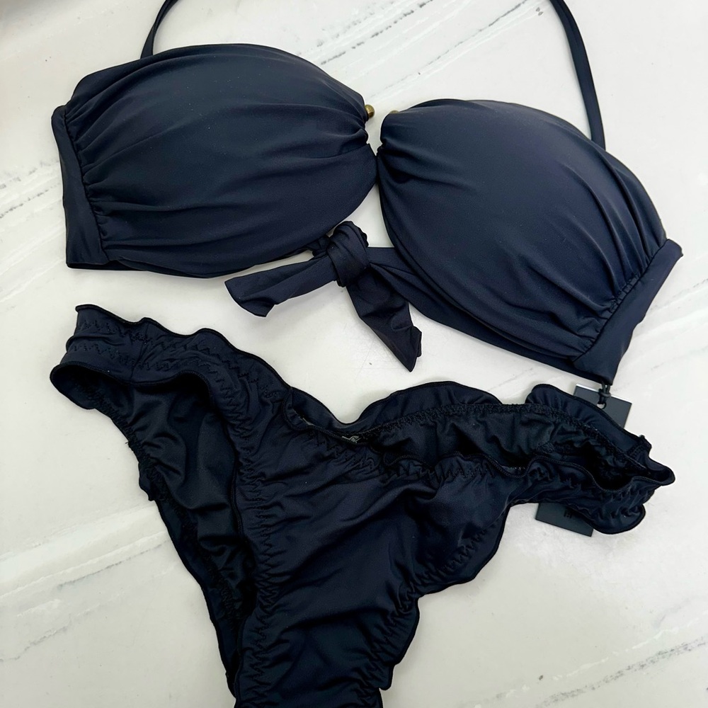 Kendall Kylie Black Praia Bikini Set